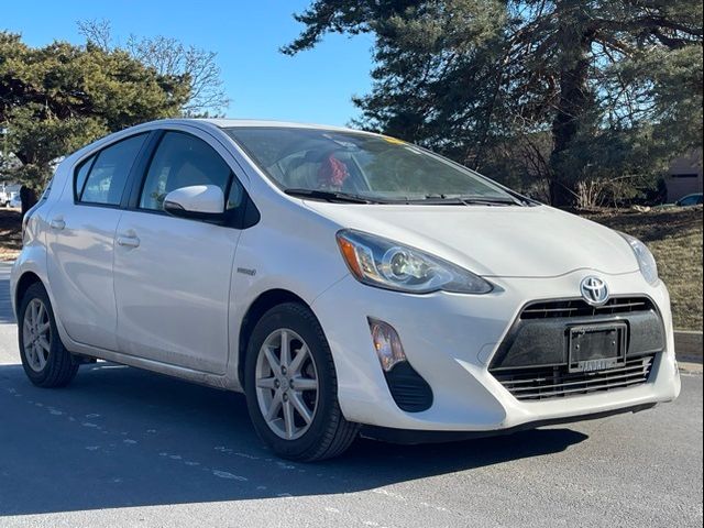 2016 Toyota Prius c Three