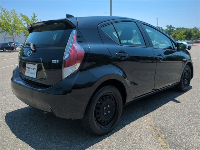 2016 Toyota Prius c Two