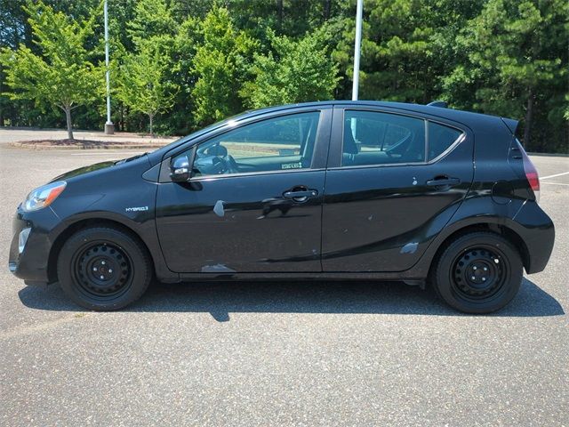 2016 Toyota Prius c Two