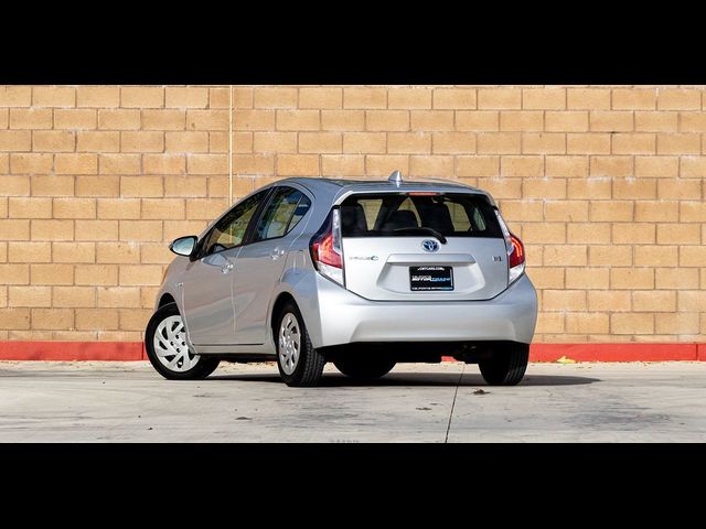 2016 Toyota Prius c Two