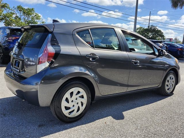 2016 Toyota Prius c Four