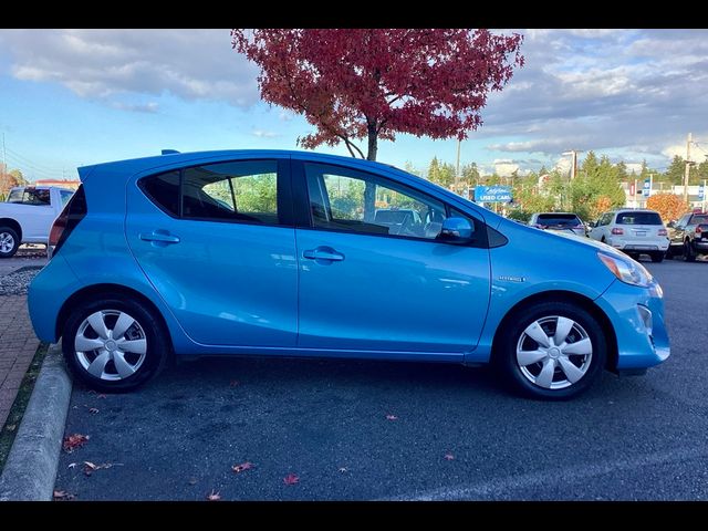 2016 Toyota Prius c Two