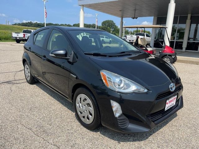 2016 Toyota Prius c Two