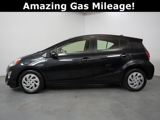 2016 Toyota Prius c Two