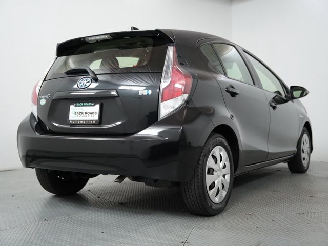 2016 Toyota Prius c Two