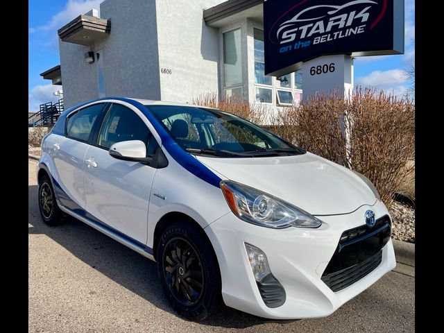 2016 Toyota Prius c Four