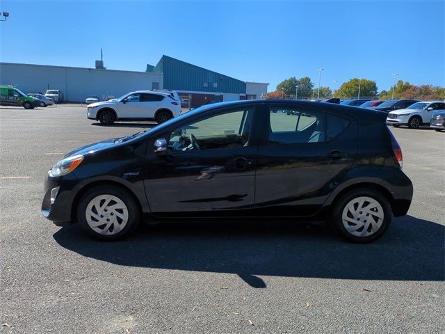 2016 Toyota Prius c Two