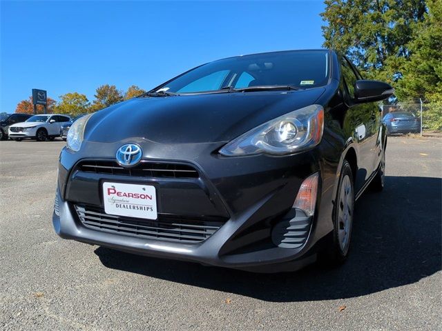 2016 Toyota Prius c Two