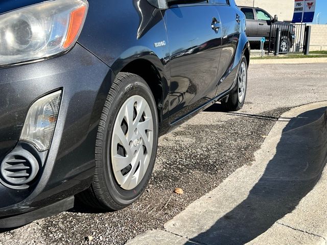 2016 Toyota Prius c Two