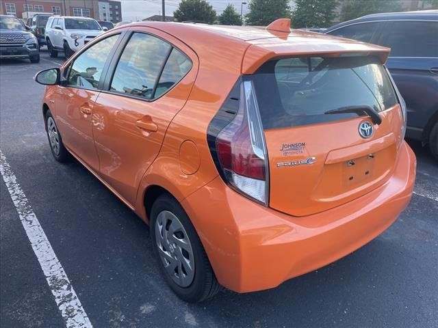 2016 Toyota Prius c Two