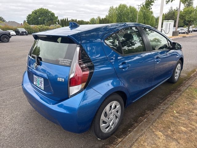 2016 Toyota Prius c Two