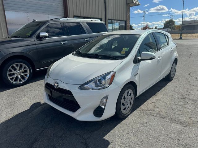 2016 Toyota Prius c Two