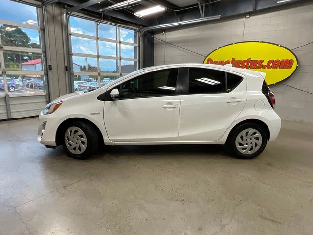 2016 Toyota Prius c Two