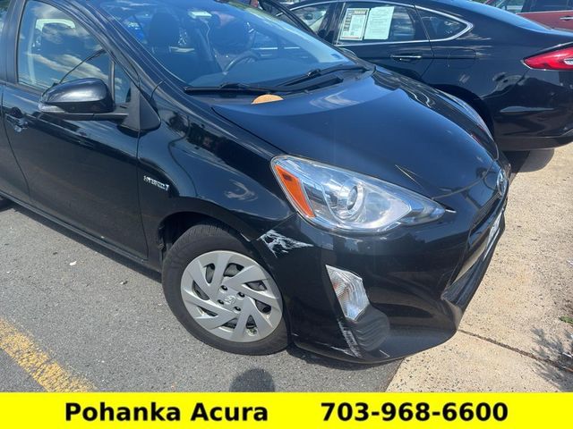 2016 Toyota Prius c Two