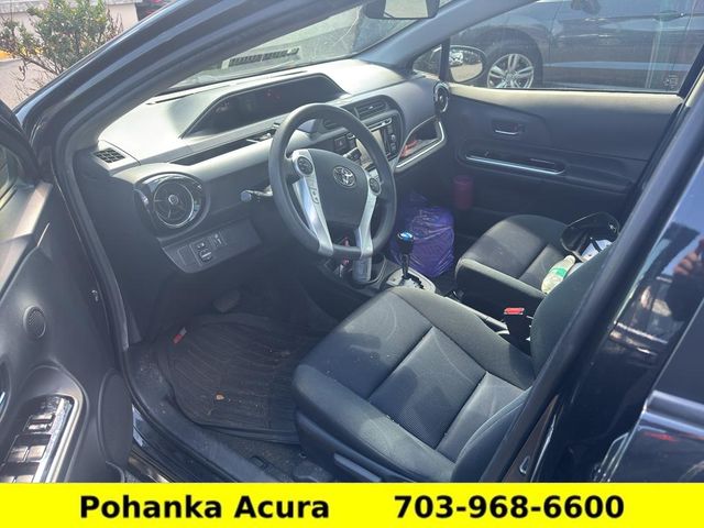 2016 Toyota Prius c Two