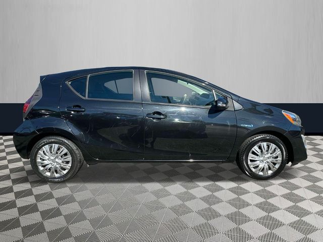 2016 Toyota Prius c Two