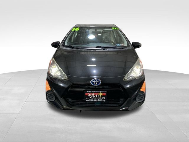 2016 Toyota Prius c Two