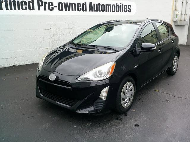 2016 Toyota Prius c Two