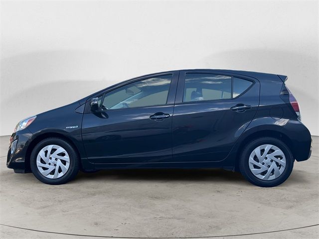 2016 Toyota Prius c Two