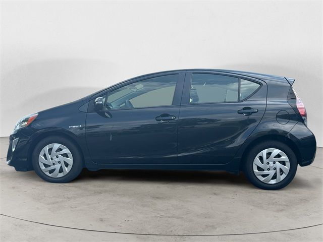 2016 Toyota Prius c Two