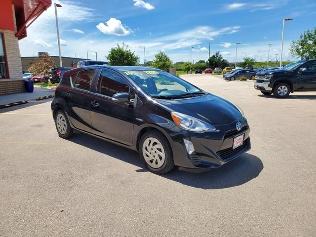 2016 Toyota Prius c Two