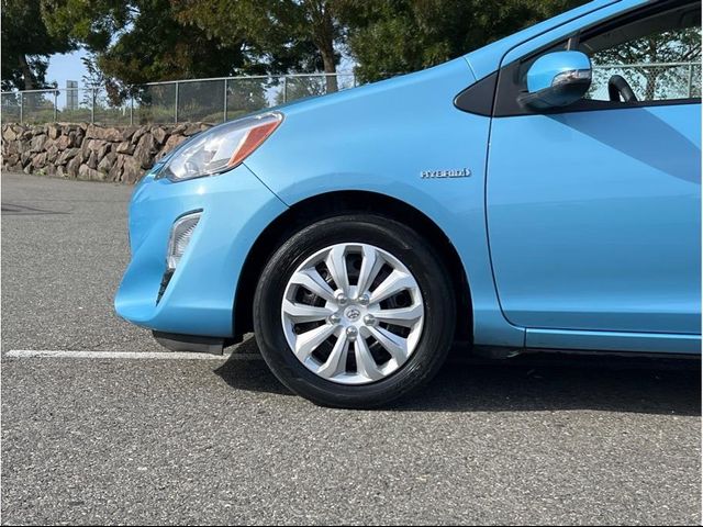 2016 Toyota Prius c Two