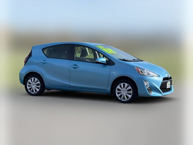 2016 Toyota Prius c Two