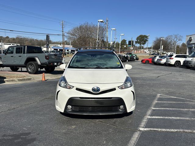 2016 Toyota Prius v Five