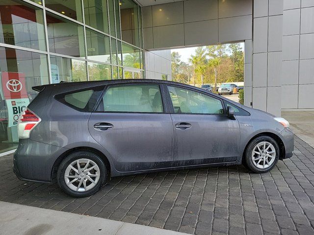 2016 Toyota Prius v Four