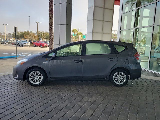 2016 Toyota Prius v Four