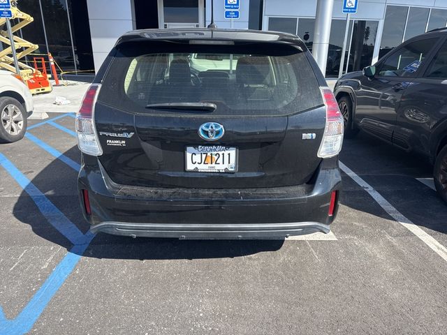 2016 Toyota Prius v Three