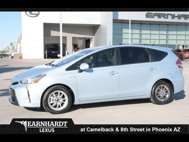 2016 Toyota Prius v Five