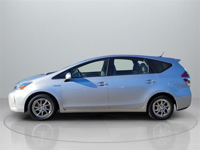 2016 Toyota Prius v Two