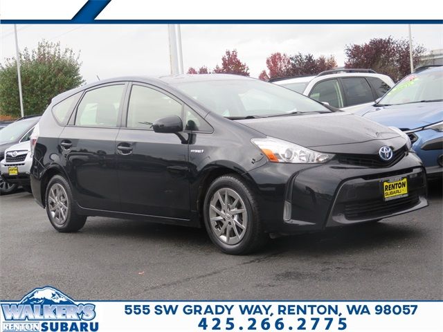 2016 Toyota Prius v Five