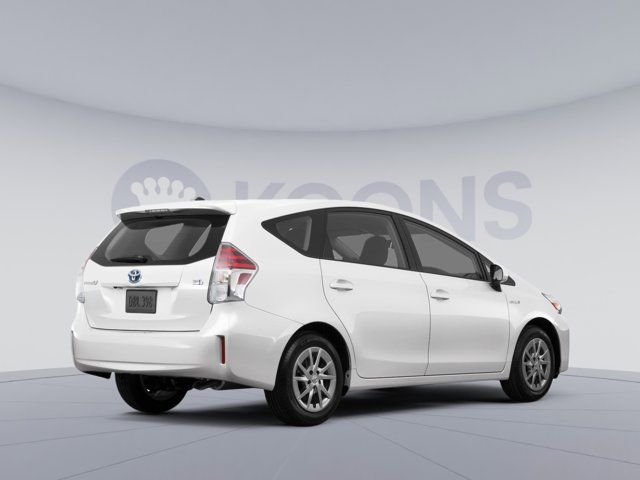 2016 Toyota Prius v Two