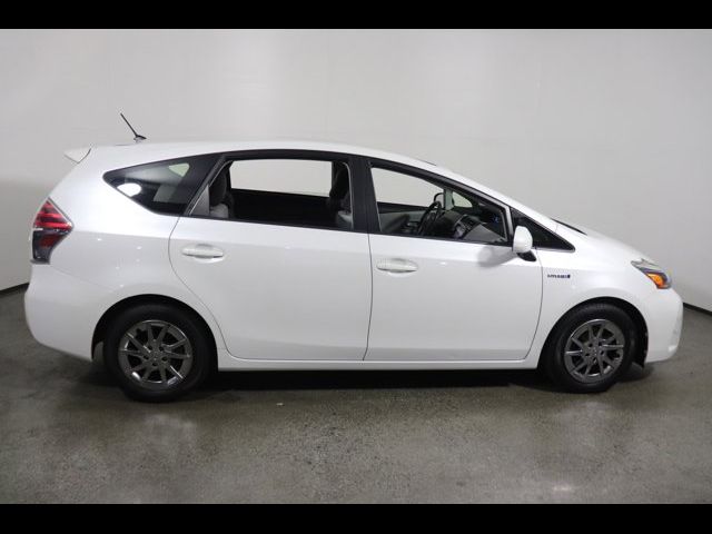 2016 Toyota Prius v 