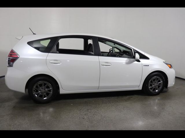 2016 Toyota Prius v 