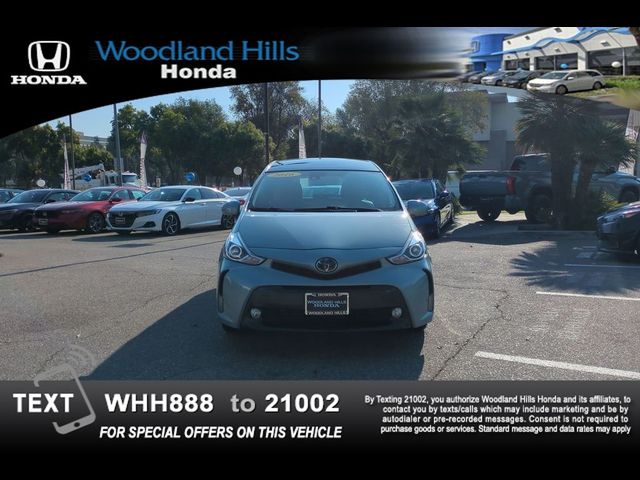 2016 Toyota Prius v Five
