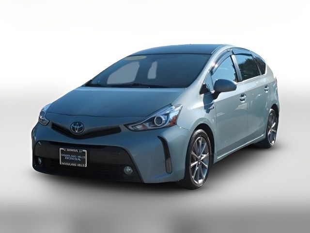 2016 Toyota Prius v Five