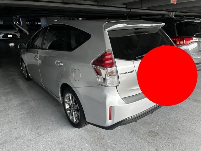 2016 Toyota Prius v 