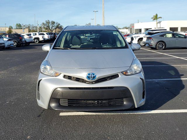 2016 Toyota Prius v Five