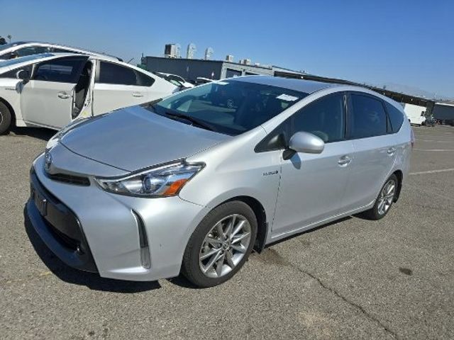 2016 Toyota Prius v Five