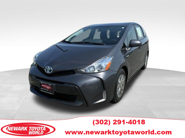 2016 Toyota Prius v Five