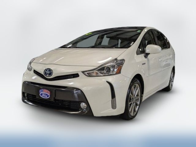 2016 Toyota Prius v Five