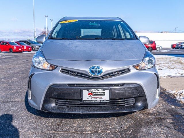 2016 Toyota Prius v Five