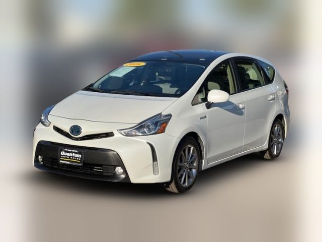 2016 Toyota Prius v Five