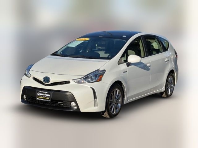 2016 Toyota Prius v Five