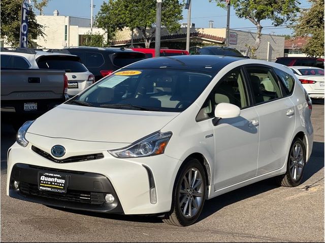 2016 Toyota Prius v Five