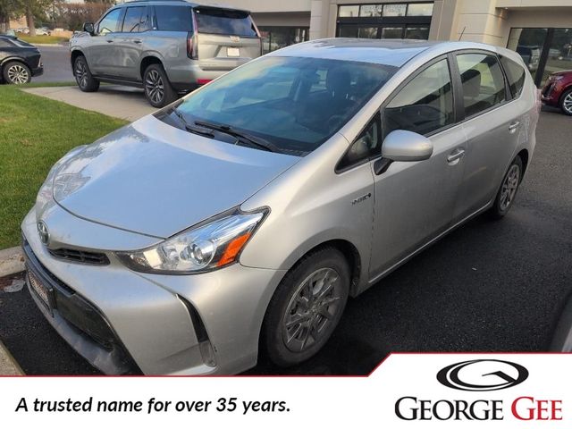 2016 Toyota Prius v Three