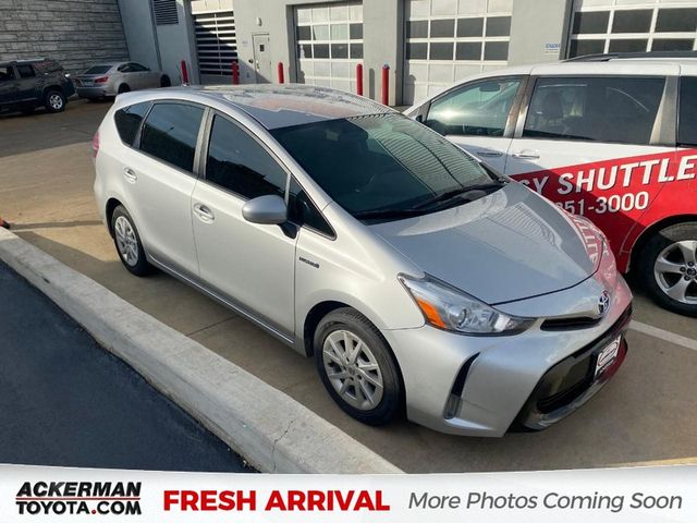 2016 Toyota Prius v Three